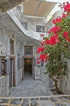Thermes Saint Alexander Villas 3* Мегалохори