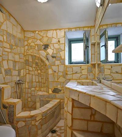 Hotel Thermes Saint Alexander Megalochori (Santorini)